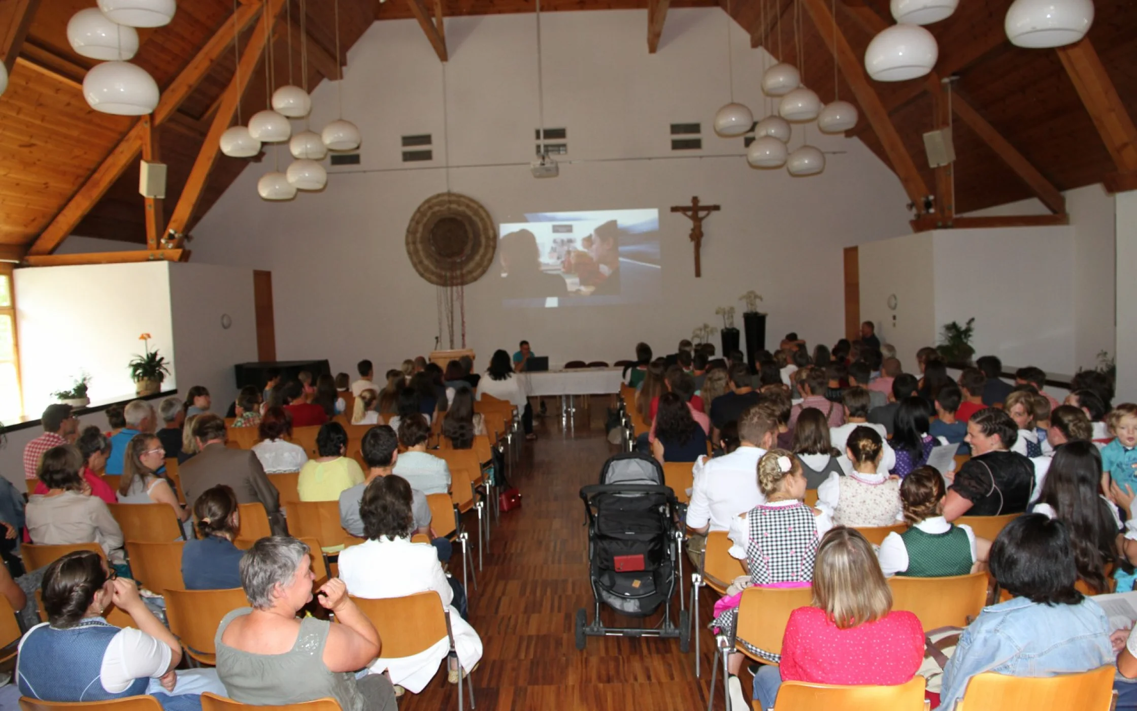 Abschluss Buerinnenschule 2019SBO 10_1600x1067.JPG